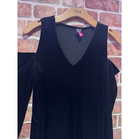 Vince Camuto Women's SizeXS Black Long Sleeve OffThe Shoulder Velvet Short Dress - Picture 4 of 5